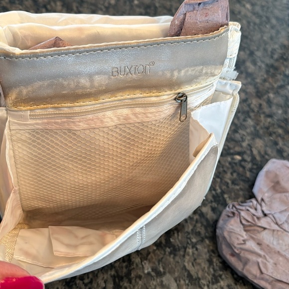 Button vintage genuine leather white crossbody NWT 2 - Picture 6 of 14